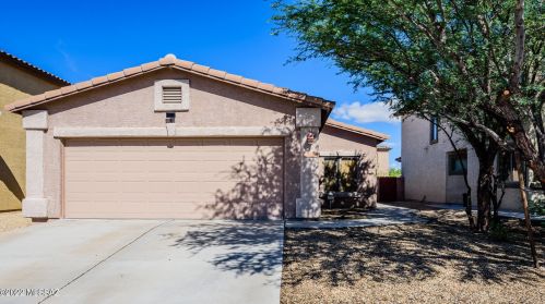 7573 Majestic Palm Ln, Tucson, AZ 85756-6170