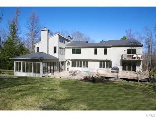301 Sturges Ridge Rd, Wilton, CT 06897-2616