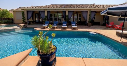 10709 Goldsborough Cir, Valley Home CA  95361-7648 exterior