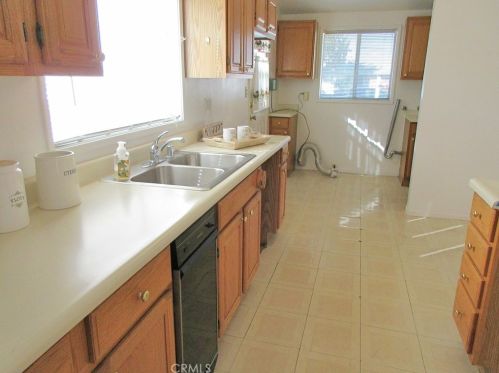 11848 Excelsior Dr, Norwalk CA  90650-5822 exterior