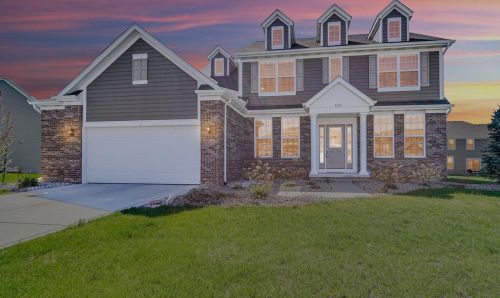 3001 Kickbush Dr, Valpo, IN 46385-7124