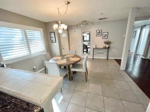 2829 Park Pl, Modesto CA  95350-0243 exterior