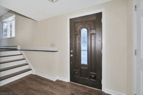 20 Davis Ave, Greystone Park, NJ 07950-2606