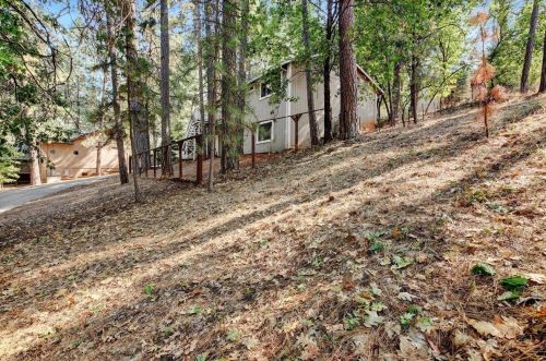 11755 Francis Dr, Grass Valley CA 95949-6676 exterior