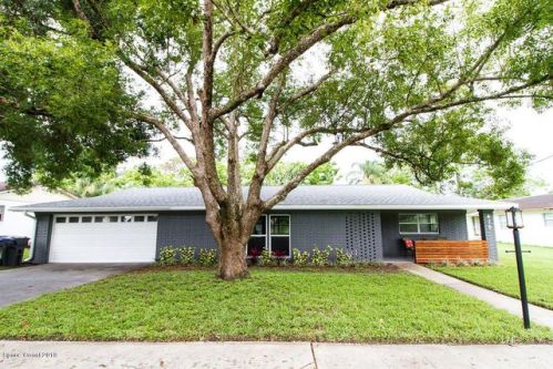 416 Poinsettia Ave, Titusville, FL 32796-3723