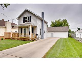 1416 Summer St, Appleton WI  54914-3210 exterior