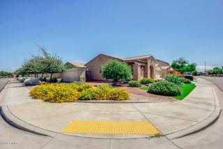 1054 Blue Spruce Ln, Gilbert, AZ 85298-7301
