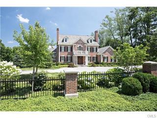 82 High Ridge Ave, Ridgefield, CT 06877-4913