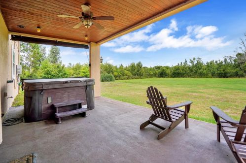 8340 Pinecone Dr, Lakeland FL  33809-1632 exterior