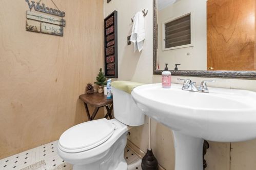 340 Sherwood Blvd, Big Bear City CA  92314 exterior