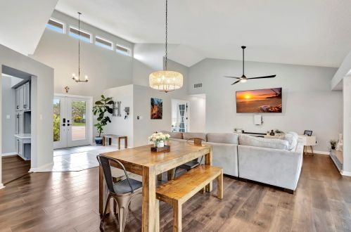 10440 Jupiter Narrows Dr, Hobe Sound FL 33455-3254 exterior