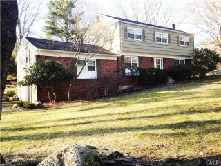 17 Rocky Ridge Rd, Westport, CT 06880-5121