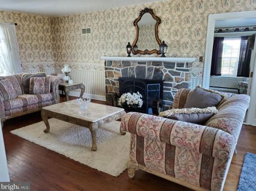 7189 Coastal Hwy, Slaughter Beach, DE 19963-4159