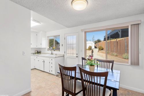 4362 Conrad Ave, San Diego CA 92117-2017 exterior