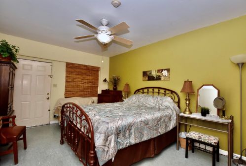 632 9 St, Belle Glade FL  33430-4121 exterior