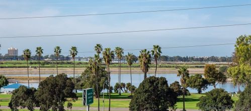 4265 Asher St, San Diego CA 92110-3658 exterior