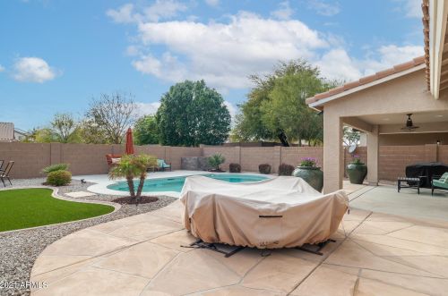 18177 Westpark Blvd, Sun City AZ  85388-6624 exterior