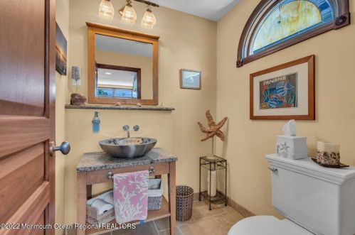 211 Ave, Belmar NJ 07719-2014 exterior