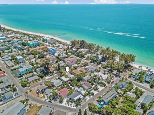 40 83rd Ave, Saint Petersburg, FL 33706-5245