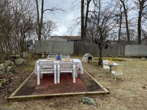 70 Broadway, Hopatcong NJ  07843-1147 exterior