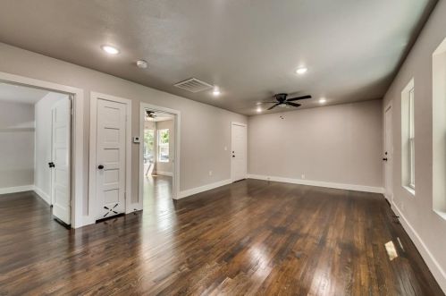 4220 Lisbon St, Fort Worth TX  76107-6419 exterior