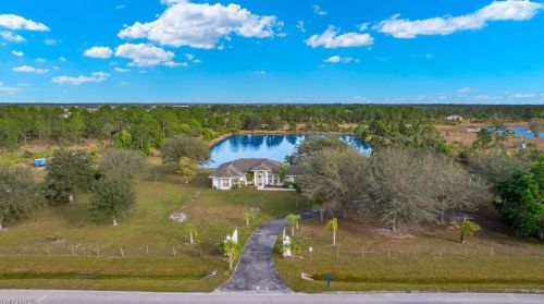 4135 62 Ave, Naples FL  34120 exterior