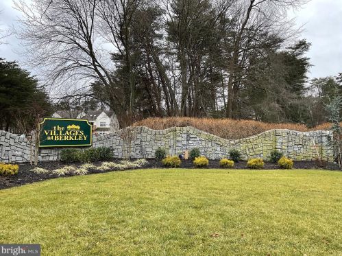 219 Balin Ct, West Deptford NJ  08051-2216 exterior