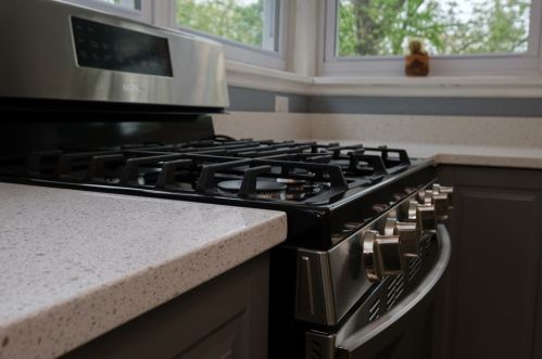 7240 Shannon Rd, Verona PA  15147-2048 exterior