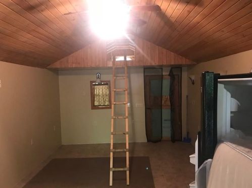 22 Hickory Rd, Greenville, PA 16125-9225
