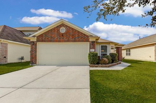 16810 Blackberry Lily Ln, Conroe, TX 77385-2006