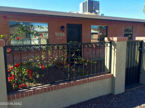 1313 Vine Ave, Tucson, AZ 85719-4233