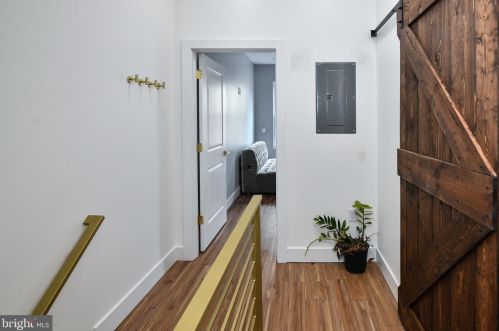 2403 11th St, Philadelphia PA  19133-1414 exterior