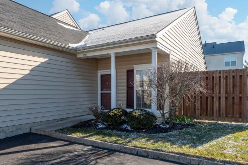 358 Piney Creek Dr, Blacklick, OH 43004-7051