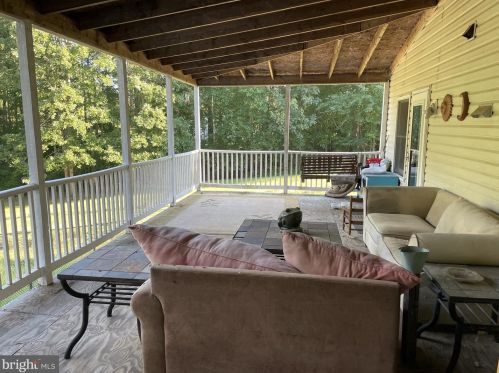 8301 Seays Rd, Spotsylvania VA  22551-3427 exterior