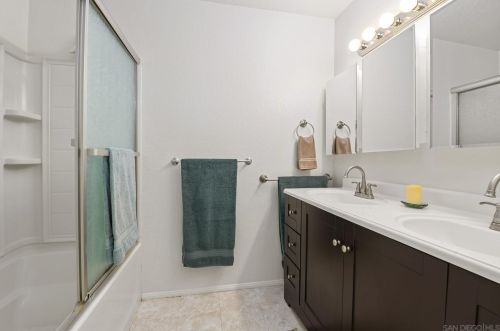 3110 Loma Riviera Dr, San Diego CA 92110-5508 exterior