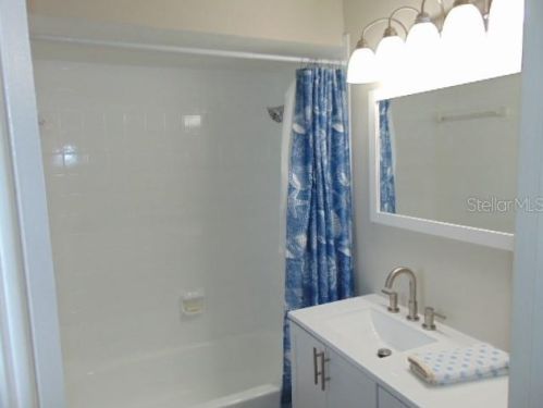 1004 Wildrose Dr, Lutz FL  33549-5656 exterior