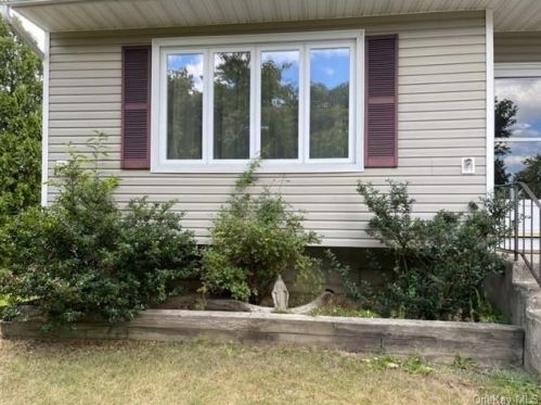 117 Bodle Cir, Maybrook, NY 12543-1103