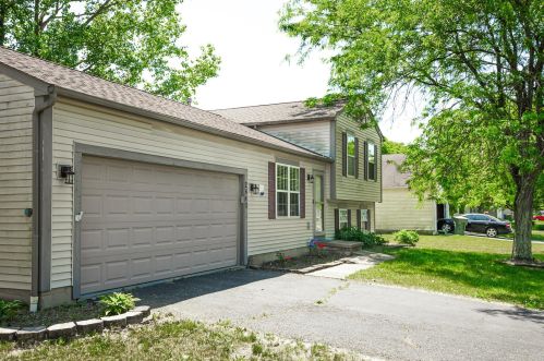 2640 Creekwillow Pl, Darbydale, OH 43123-1697