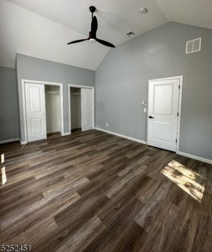 1029 Chandler Ave, Roselle NJ  07203-2746 exterior