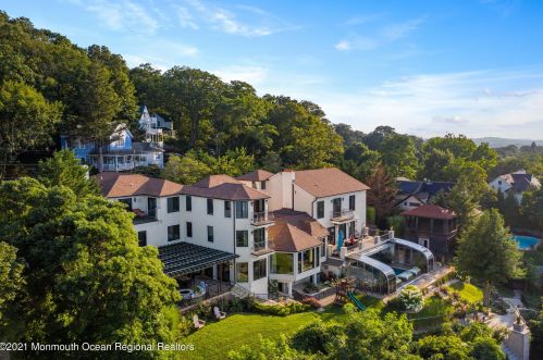 130 Ocean Blvd, Atlantic Highlands, NJ 07716-1531