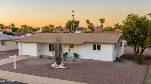 5258 Duncan St, Mesa, AZ 85205-6540