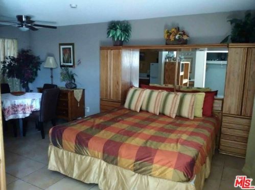 11220 Palm Dr, Desert Hot Springs CA 92240-2598 exterior