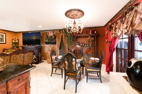 541 Comet Ter, Fort Pierce, FL 34953-2943