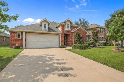 2348 Morning Dew Dr, Oak Point, TX 75068-7631