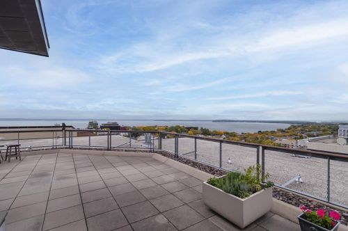 100 Wisconsin Ave, Madison WI 53703-2104 exterior