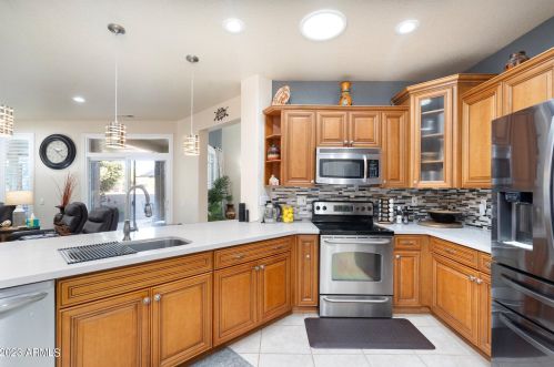 16254 Escondido Ct, Sun City AZ  85374-6428 exterior