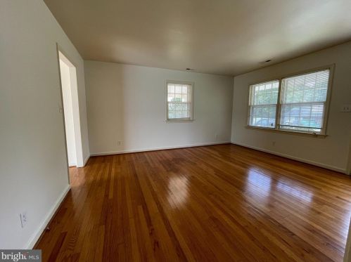 1115 Bernstein Rd, Fredericksburg VA  22407-6603 exterior
