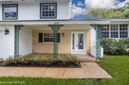2645 Driftwood Dr, Titusville, FL 32780-5912