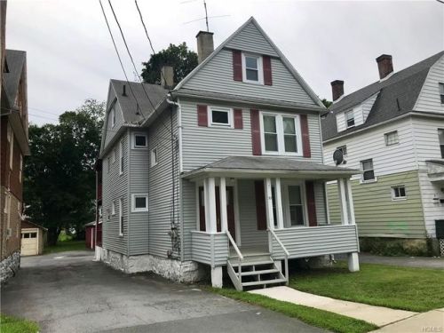 32 Spring St, Middletown, NY 10940-5237
