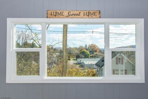 35 Harrison St, Wantage NJ  07461-2119 exterior